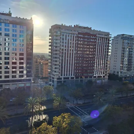 Apartamento Nuevo Mestalla Valencia - Minimo 10 Noches Валенсия